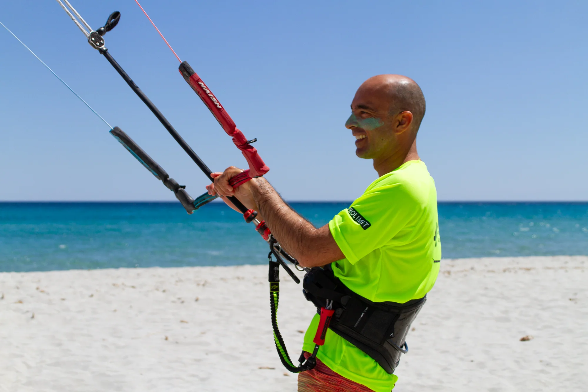 Active Kite Sardinia team instructors on the beach between lessons.